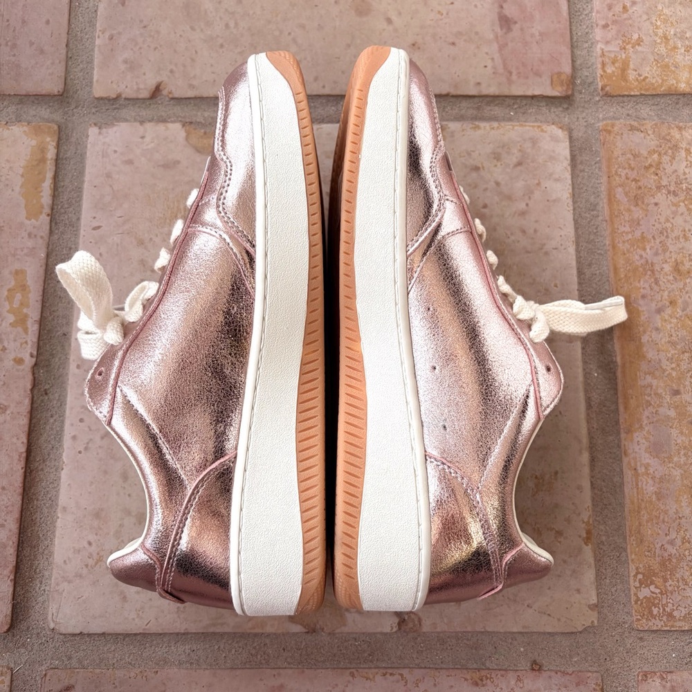 Skechers Women's Sport Court 2.0-Much Metallic Sneaker Sz 8 Rose Gold / Pink New - Picture 13 of 16
